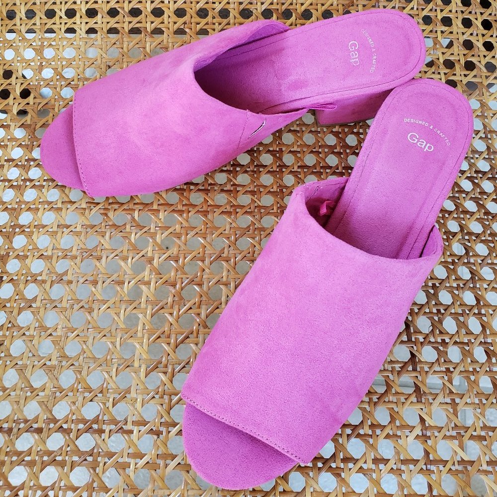 GAP SHOCKING PINK block heel open toe mules 7